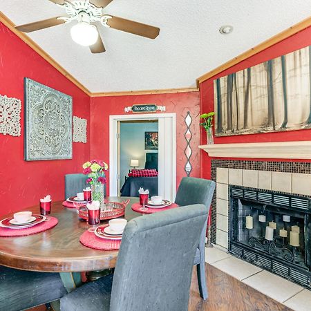 Villa College Station Getaway With Hot Tub And Courtyard! Exterior foto